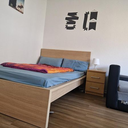 Joshua Abbey Apartment Frankfurt am Main Bagian luar foto